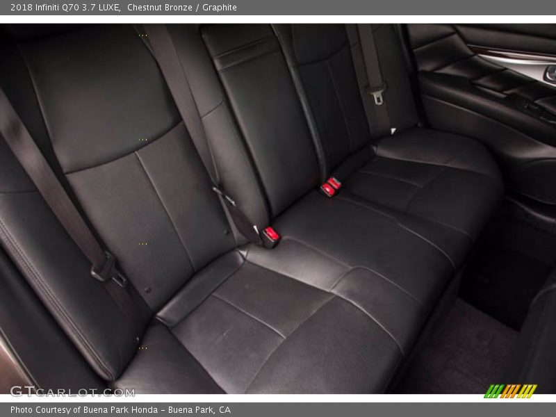 Chestnut Bronze / Graphite 2018 Infiniti Q70 3.7 LUXE