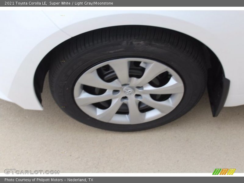 Super White / Light Gray/Moonstone 2021 Toyota Corolla LE