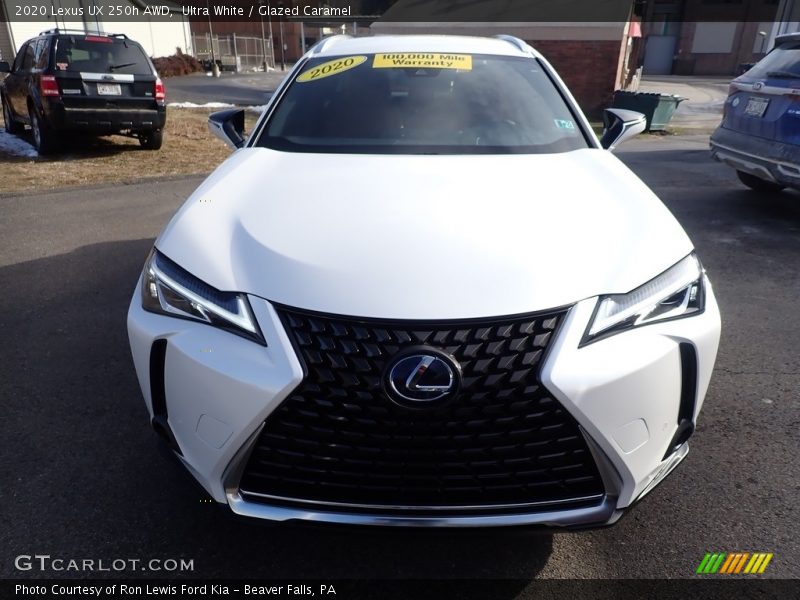 Ultra White / Glazed Caramel 2020 Lexus UX 250h AWD