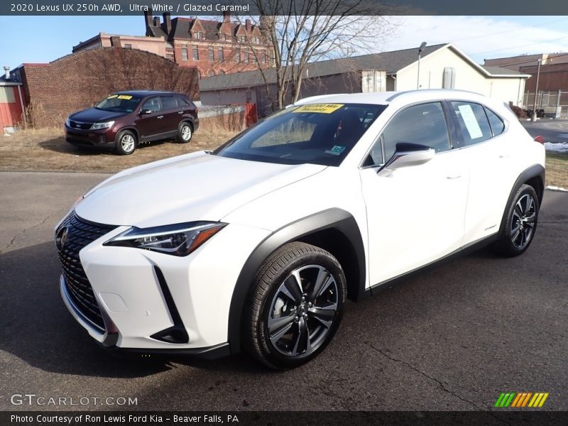 Front 3/4 View of 2020 UX 250h AWD