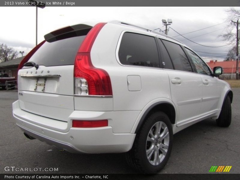 Ice White / Beige 2013 Volvo XC90 3.2