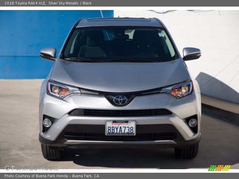 Silver Sky Metallic / Black 2018 Toyota RAV4 XLE