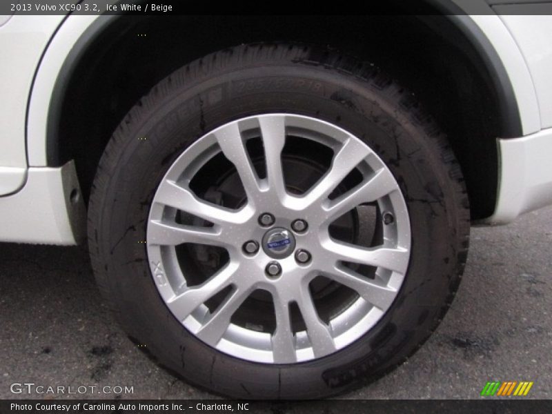 Ice White / Beige 2013 Volvo XC90 3.2