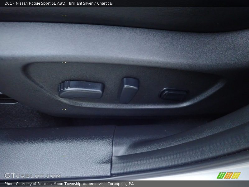 Brilliant Silver / Charcoal 2017 Nissan Rogue Sport SL AWD