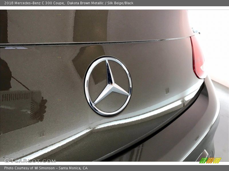 Dakota Brown Metallic / Silk Beige/Black 2018 Mercedes-Benz C 300 Coupe