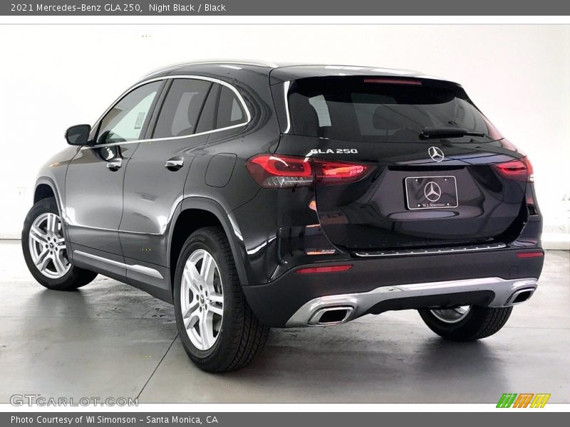 Night Black / Black 2021 Mercedes-Benz GLA 250