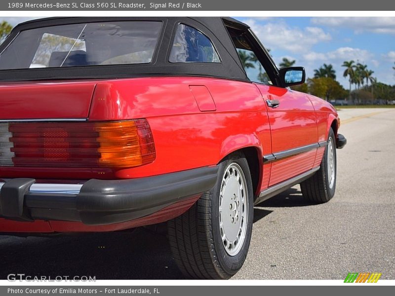 Signal Red / Black 1989 Mercedes-Benz SL Class 560 SL Roadster