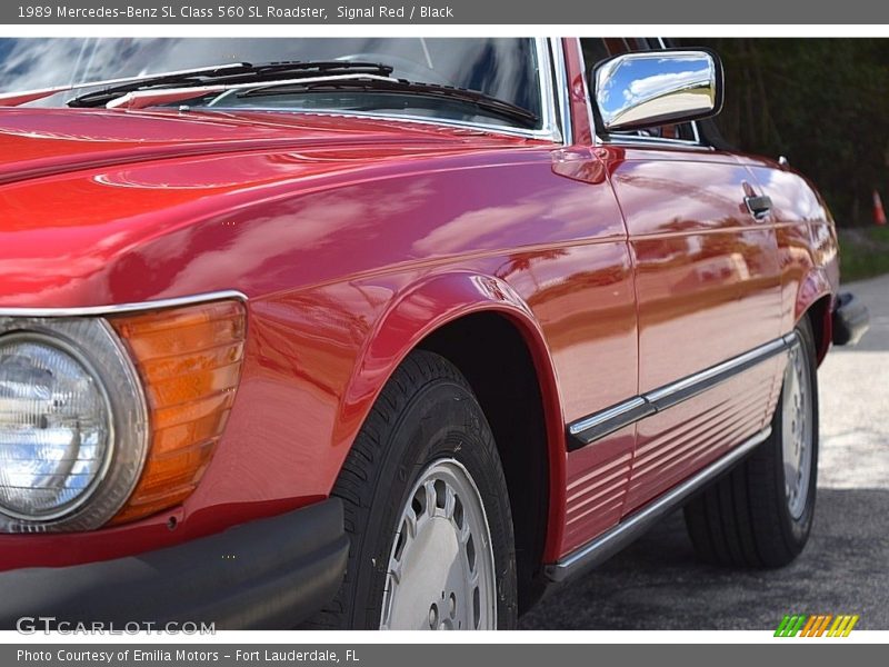 Signal Red / Black 1989 Mercedes-Benz SL Class 560 SL Roadster