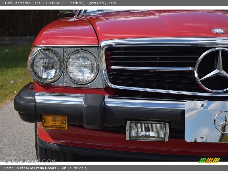 Signal Red / Black 1989 Mercedes-Benz SL Class 560 SL Roadster