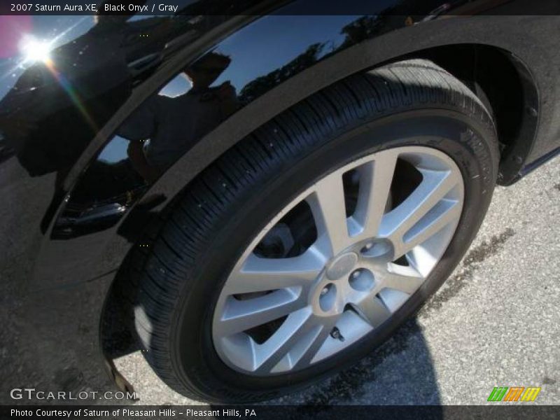 Black Onyx / Gray 2007 Saturn Aura XE