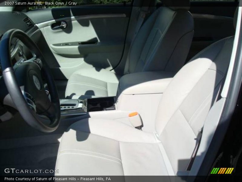 Black Onyx / Gray 2007 Saturn Aura XE