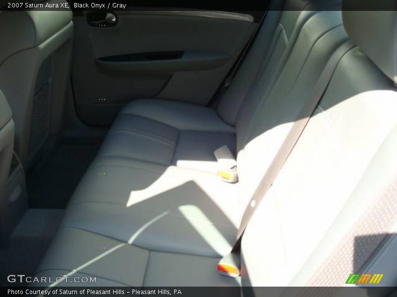 Black Onyx / Gray 2007 Saturn Aura XE