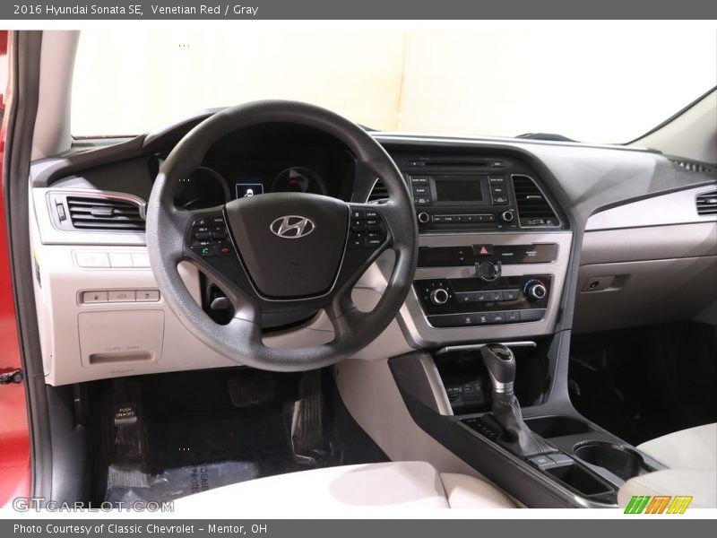 Venetian Red / Gray 2016 Hyundai Sonata SE