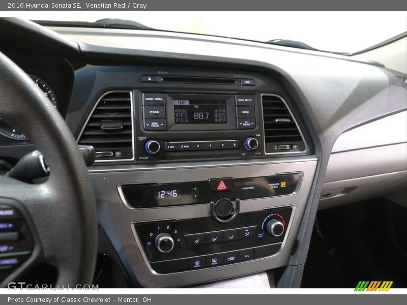 Venetian Red / Gray 2016 Hyundai Sonata SE