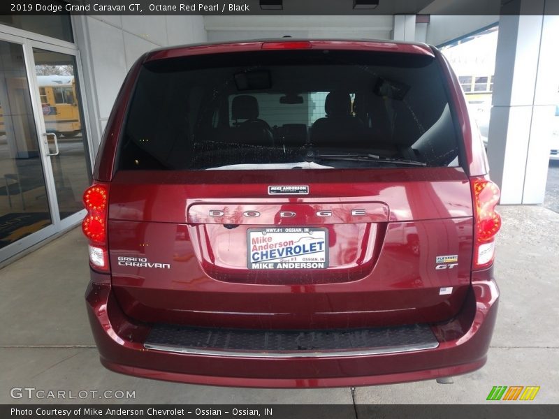 Octane Red Pearl / Black 2019 Dodge Grand Caravan GT