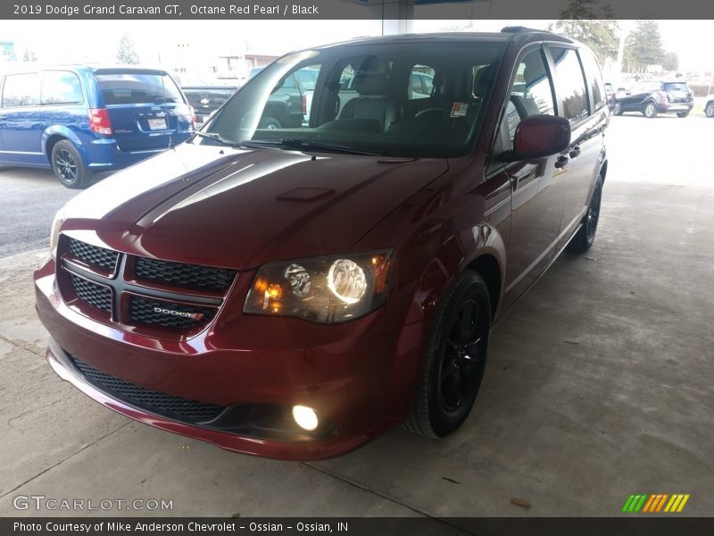 Octane Red Pearl / Black 2019 Dodge Grand Caravan GT