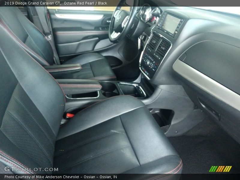 Octane Red Pearl / Black 2019 Dodge Grand Caravan GT