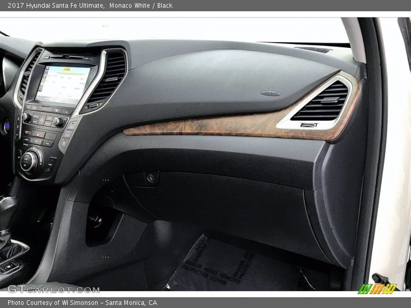 Monaco White / Black 2017 Hyundai Santa Fe Ultimate