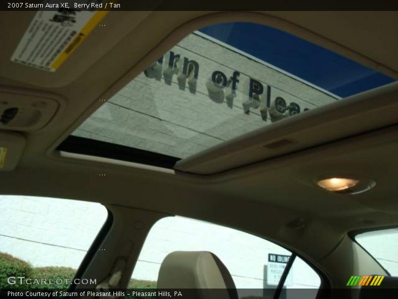 Berry Red / Tan 2007 Saturn Aura XE