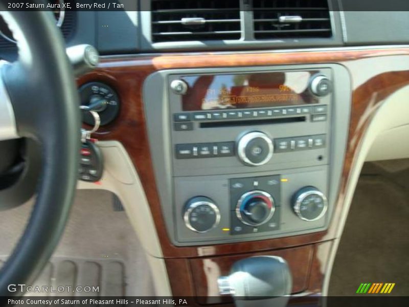 Berry Red / Tan 2007 Saturn Aura XE