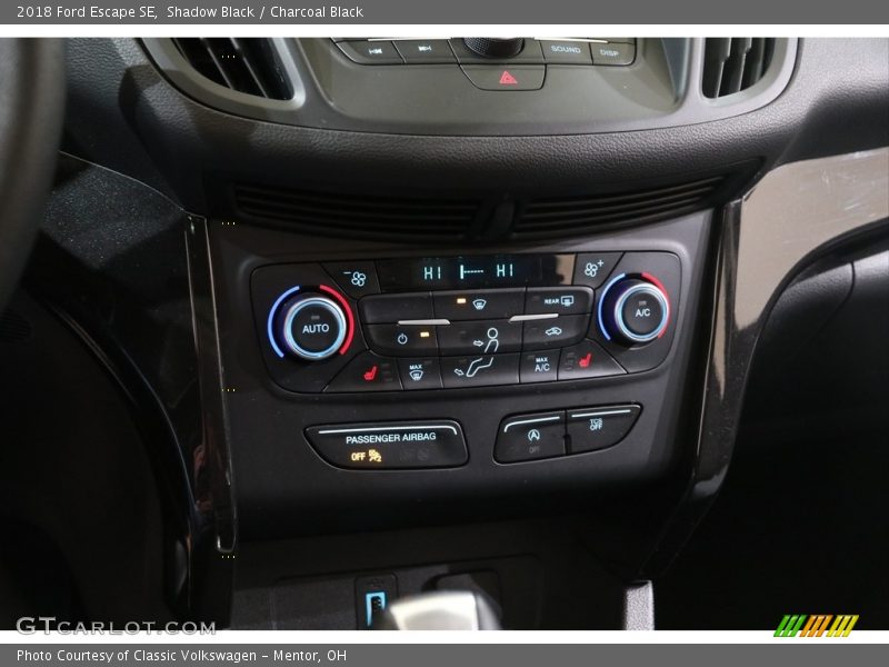 Shadow Black / Charcoal Black 2018 Ford Escape SE