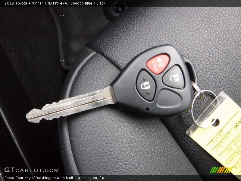 Voodoo Blue / Black 2019 Toyota 4Runner TRD Pro 4x4