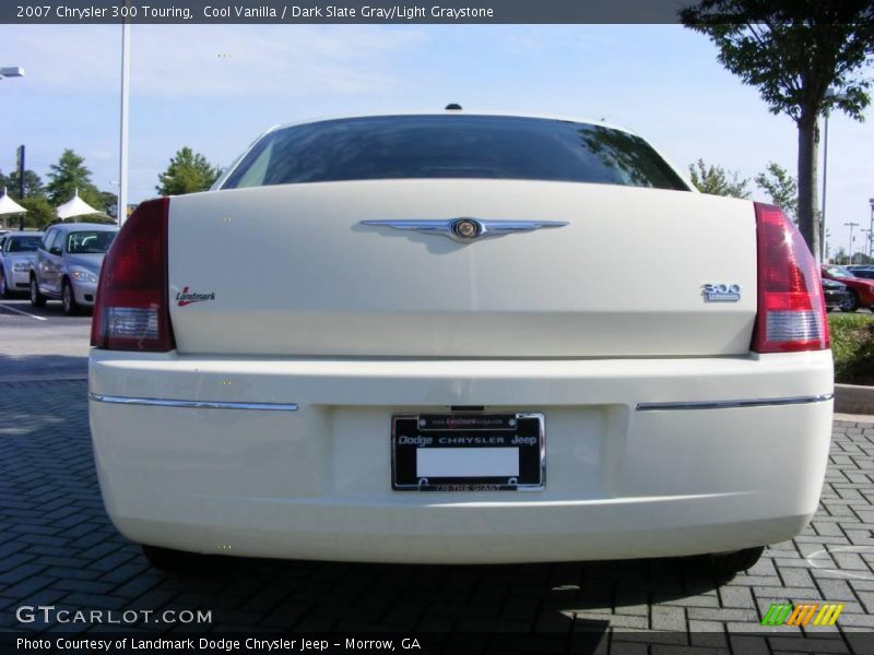 Cool Vanilla / Dark Slate Gray/Light Graystone 2007 Chrysler 300 Touring