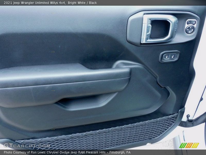 Bright White / Black 2021 Jeep Wrangler Unlimited Willys 4x4