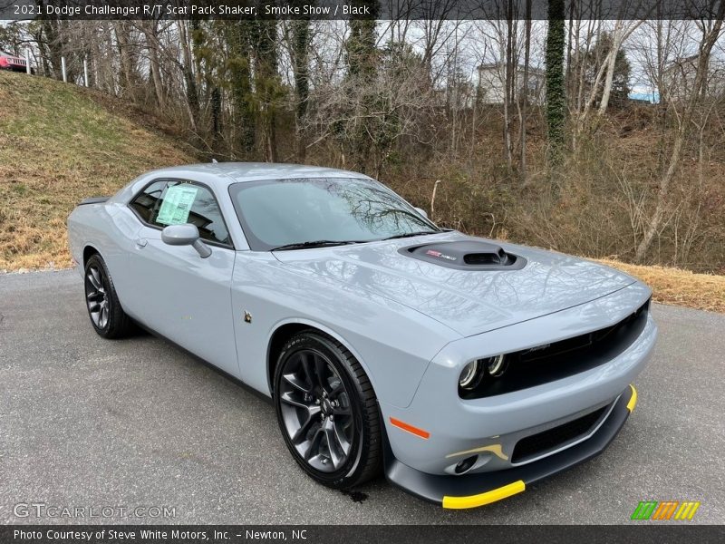 Front 3/4 View of 2021 Challenger R/T Scat Pack Shaker
