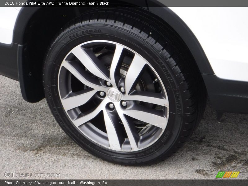 White Diamond Pearl / Black 2018 Honda Pilot Elite AWD