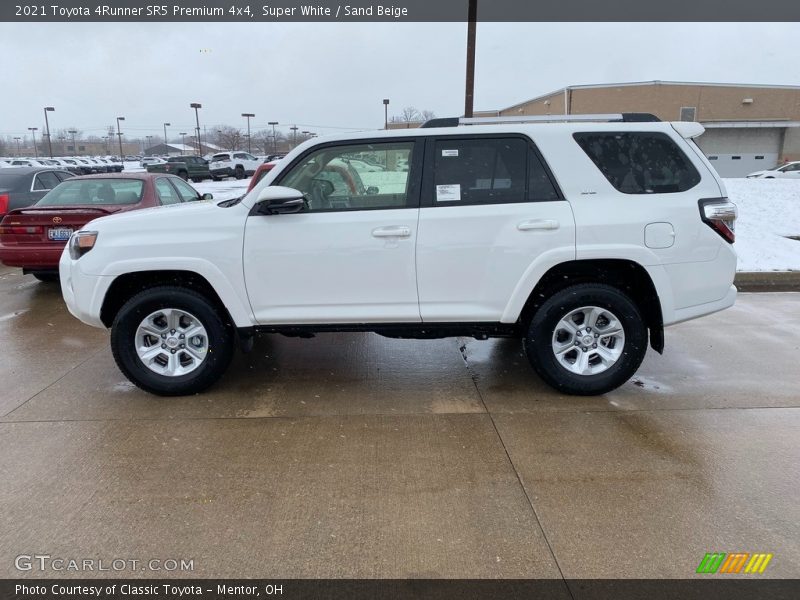 Super White / Sand Beige 2021 Toyota 4Runner SR5 Premium 4x4