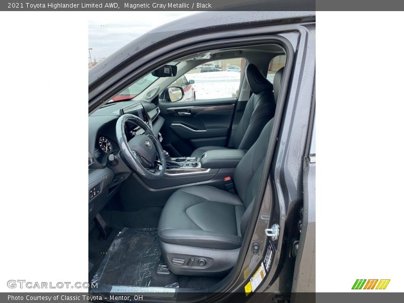 Magnetic Gray Metallic / Black 2021 Toyota Highlander Limited AWD
