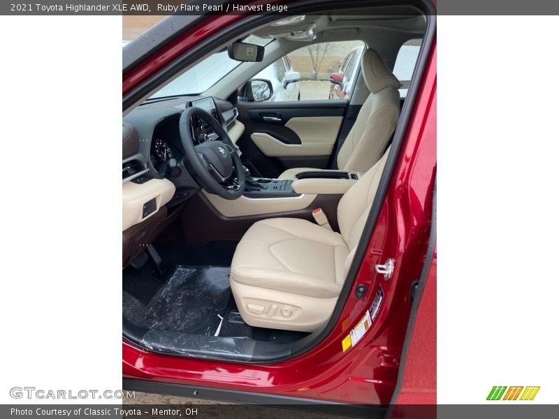 Front Seat of 2021 Highlander XLE AWD
