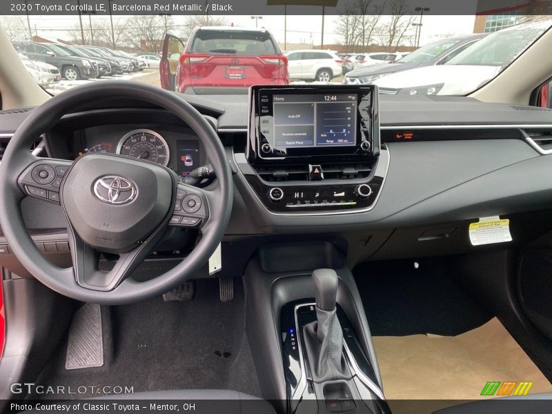 Barcelona Red Metallic / Black 2020 Toyota Corolla LE