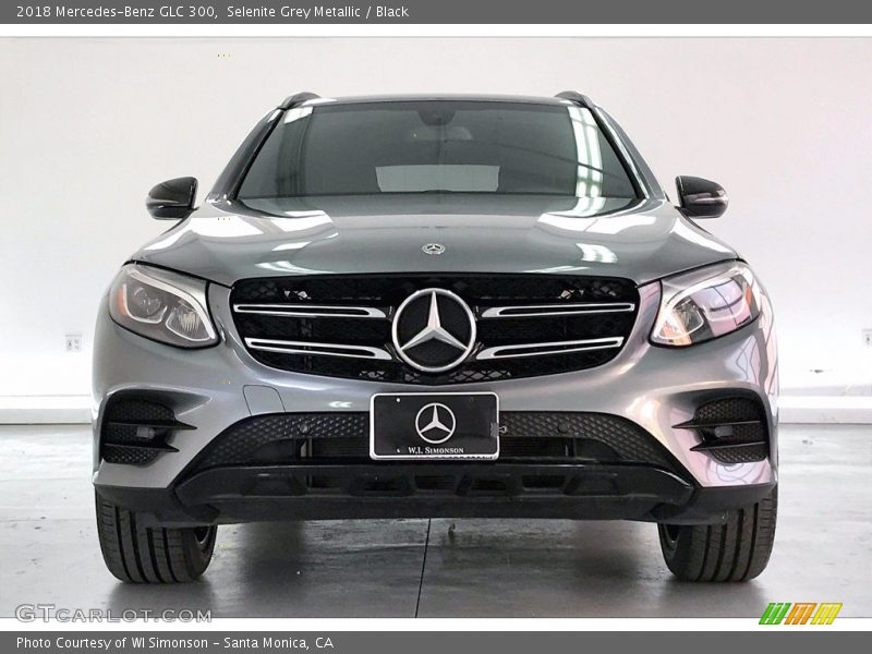 Selenite Grey Metallic / Black 2018 Mercedes-Benz GLC 300