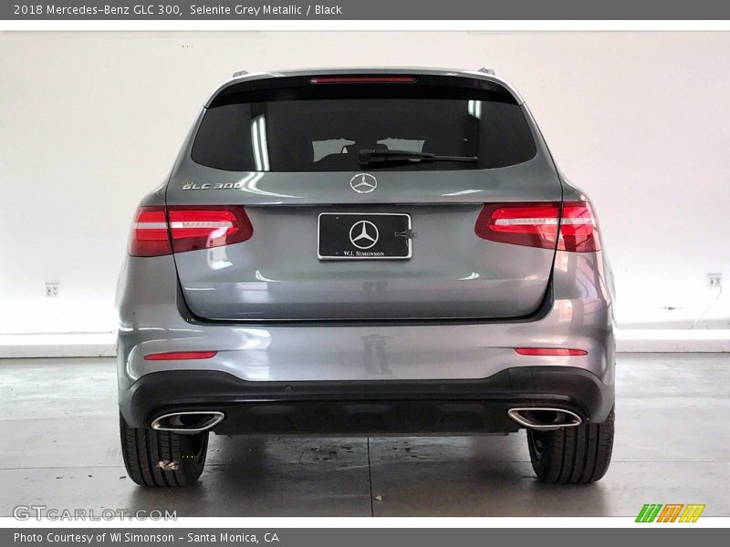 Selenite Grey Metallic / Black 2018 Mercedes-Benz GLC 300