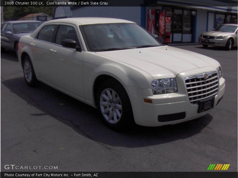 Cool Vanilla White / Dark Slate Gray 2008 Chrysler 300 LX