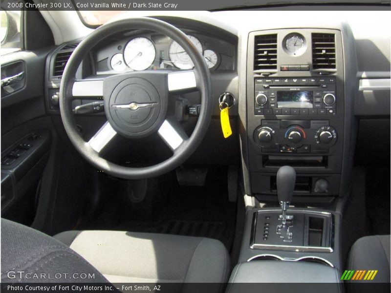Cool Vanilla White / Dark Slate Gray 2008 Chrysler 300 LX