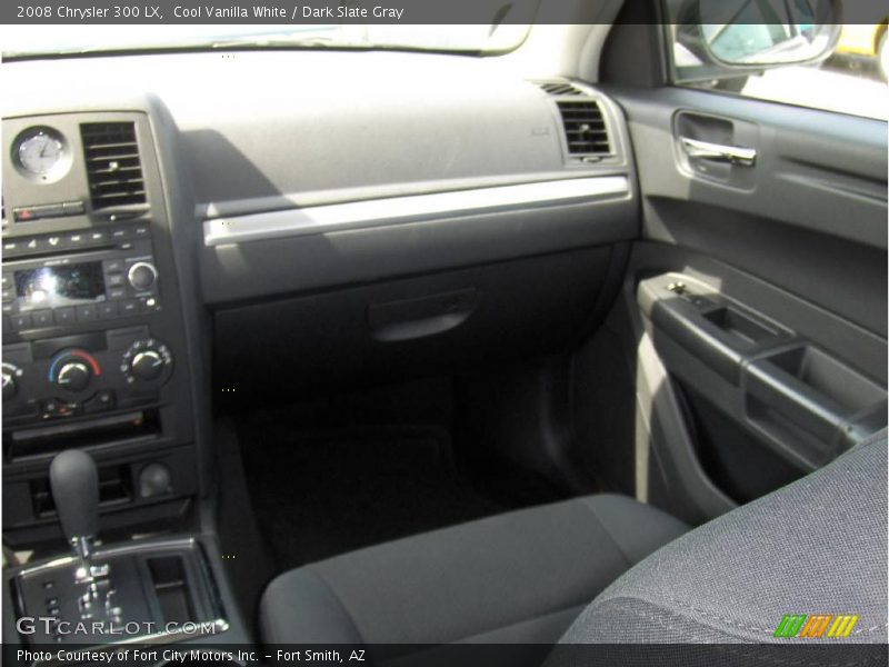 Cool Vanilla White / Dark Slate Gray 2008 Chrysler 300 LX