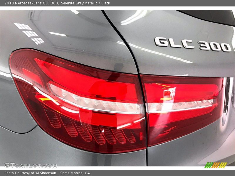 Selenite Grey Metallic / Black 2018 Mercedes-Benz GLC 300