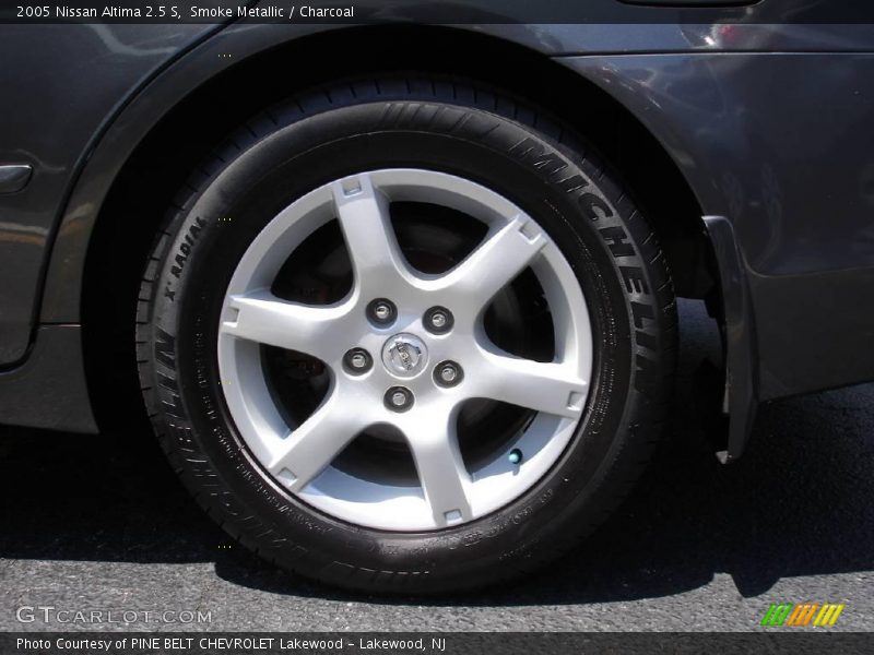 Smoke Metallic / Charcoal 2005 Nissan Altima 2.5 S