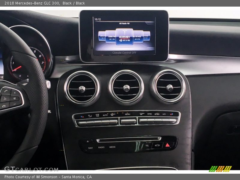 Black / Black 2018 Mercedes-Benz GLC 300