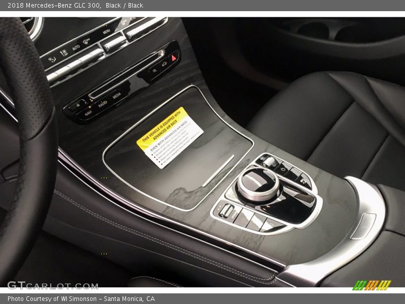 Black / Black 2018 Mercedes-Benz GLC 300