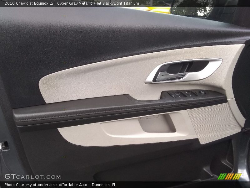 Cyber Gray Metallic / Jet Black/Light Titanium 2010 Chevrolet Equinox LS