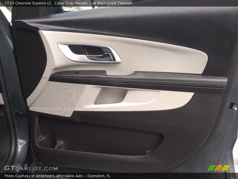 Cyber Gray Metallic / Jet Black/Light Titanium 2010 Chevrolet Equinox LS
