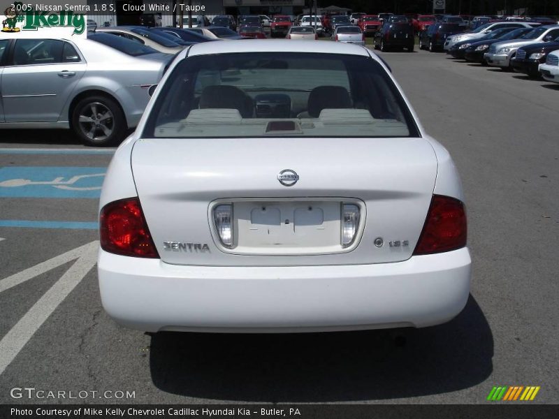 Cloud White / Taupe 2005 Nissan Sentra 1.8 S