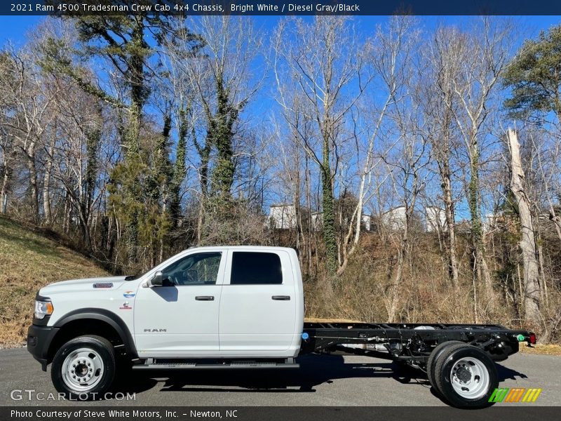  2021 4500 Tradesman Crew Cab 4x4 Chassis Bright White