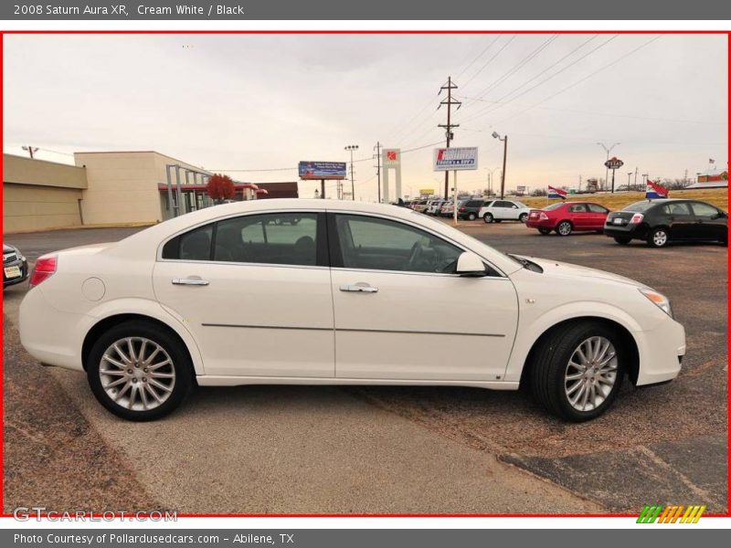 Cream White / Black 2008 Saturn Aura XR
