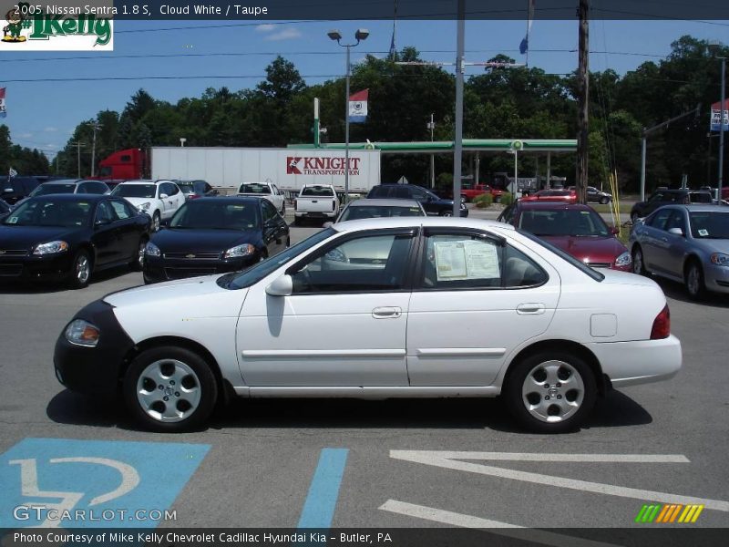 Cloud White / Taupe 2005 Nissan Sentra 1.8 S