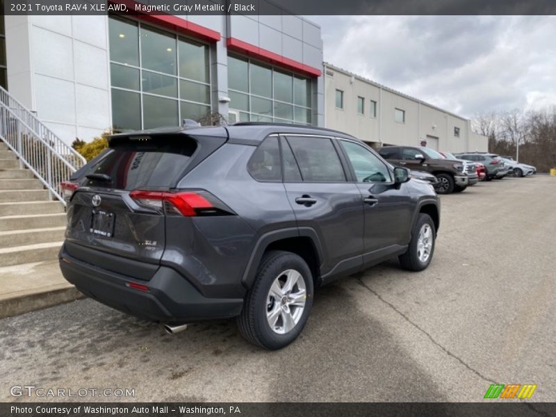 Magnetic Gray Metallic / Black 2021 Toyota RAV4 XLE AWD